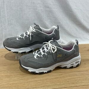 Skechers D'Lites Air Cooled Memory Foam Gray Leather Shoes Women’s Size 10